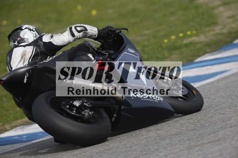 /Archiv-2024/01 26.-28.01.2024 Moto Center Thun Jerez/Gruppe blau-blue/backside